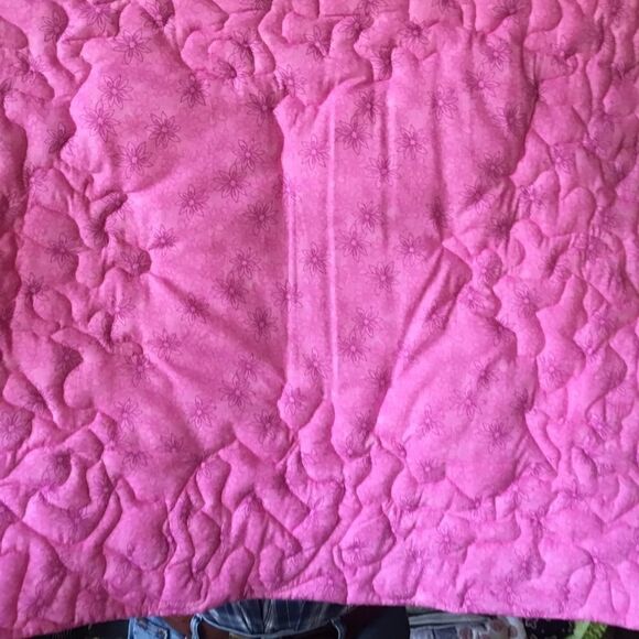 Handmade Quilted Wall Hanging - Picture 9 of 9